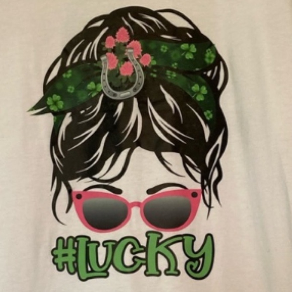 #LUCKY Tee Bella Canvas sz L